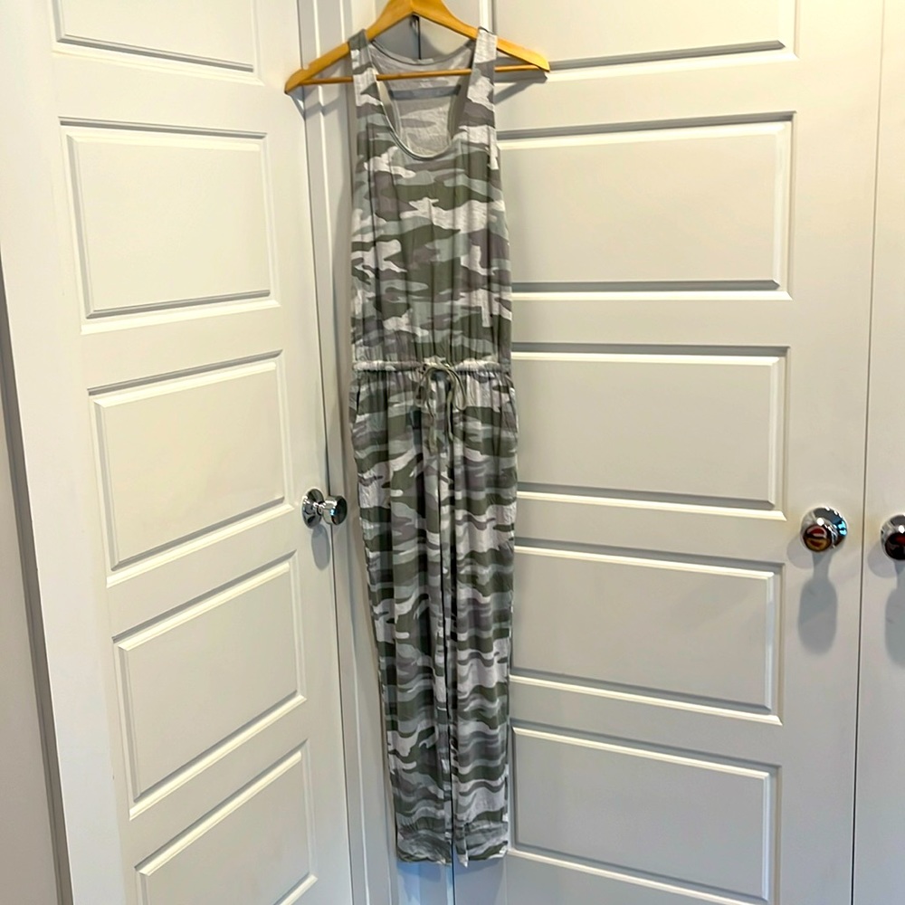 Aerie XS 1 piece romper (jogger style) Camo green and grey